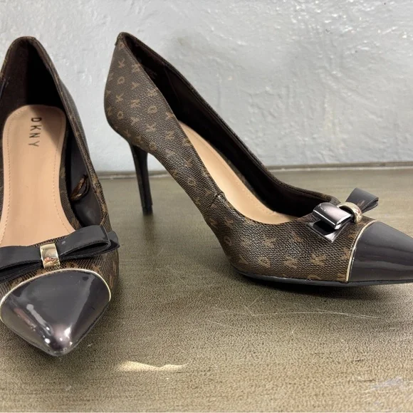 DKNY Patent Bow Monogrammed Pumps - Picture 11 of 14